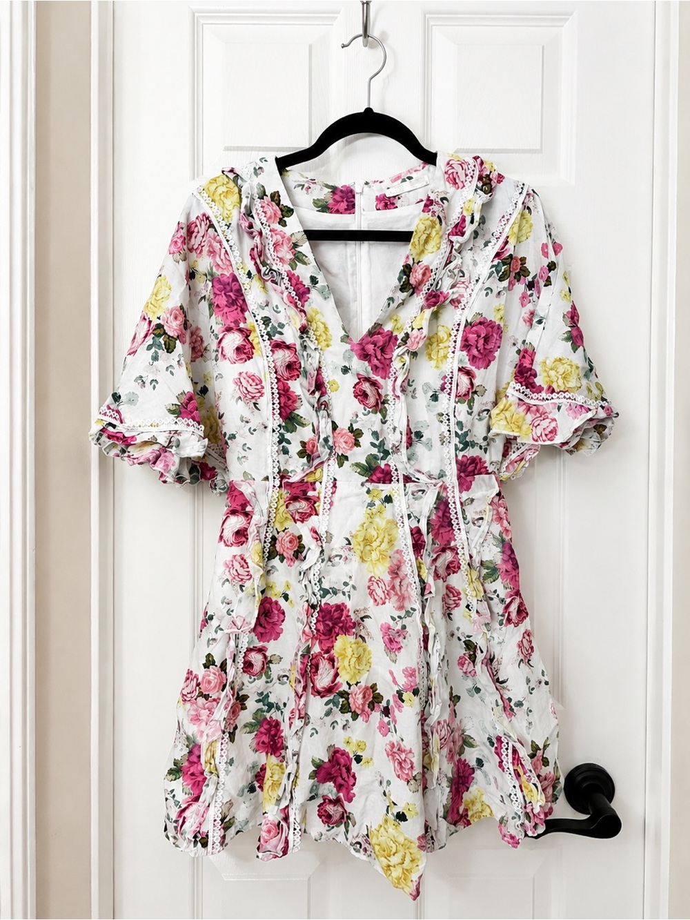 TALULAH White Floral Mini Dress with Pink & Yellow Roses XS